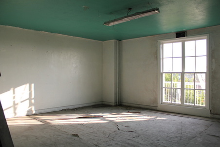Enlarge photo 113