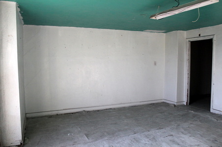 Enlarge photo 118