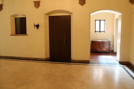 Enlarge photo 17