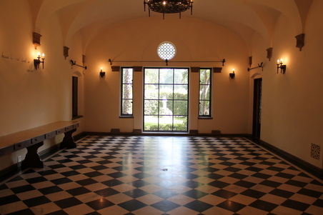 Enlarge photo 24