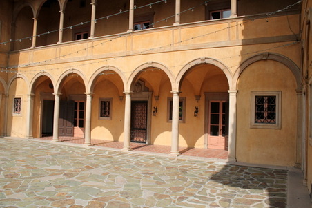 Enlarge photo 63