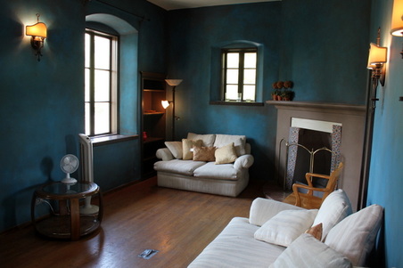 Enlarge photo 80