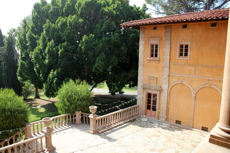 Enlarge photo 123