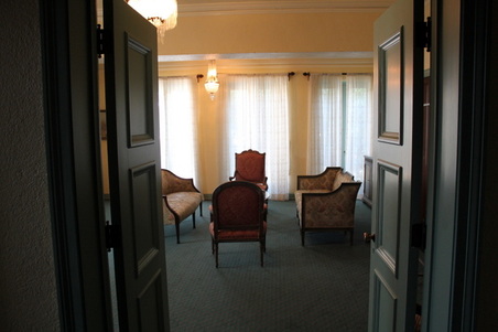 Enlarge photo 105