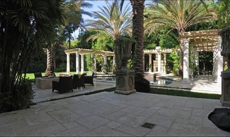 Enlarge photo 63