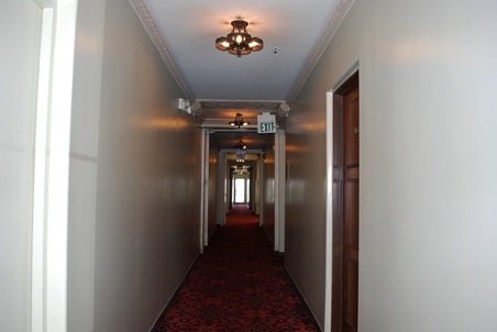 Enlarge photo 12
