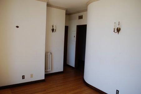Enlarge photo 40