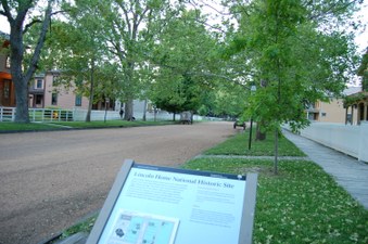 Enlarge photo 51