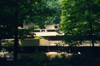 Enlarge photo 33