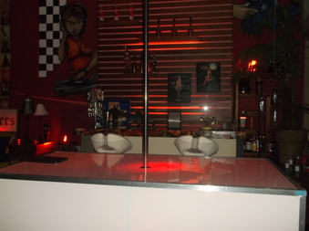 Enlarge photo 16