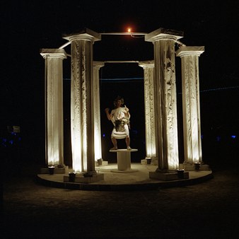 Enlarge photo 23