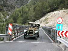 Enlarge photo 12