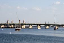 Enlarge photo 254