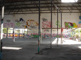 Enlarge photo 33