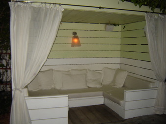 Enlarge photo 58