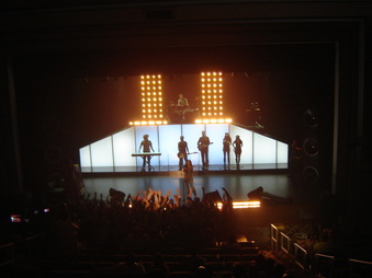 Enlarge photo 19