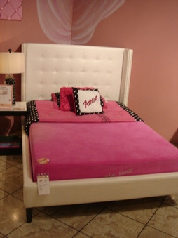 Enlarge photo 108