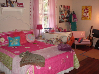 Enlarge photo 119