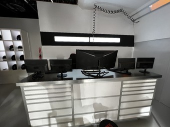 Enlarge photo 29