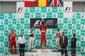 Enlarge photo 38