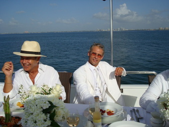Enlarge photo 32