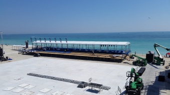 Enlarge photo 35