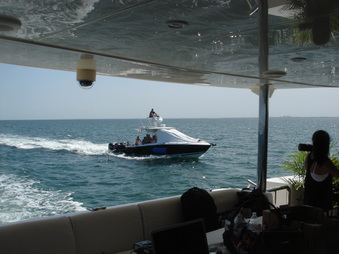 Enlarge photo 33