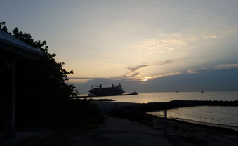 Enlarge photo 12
