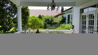 Enlarge photo 280