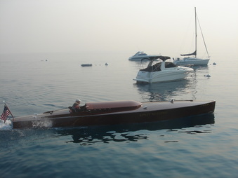 Enlarge photo 69
