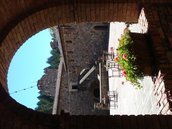 Enlarge photo 168