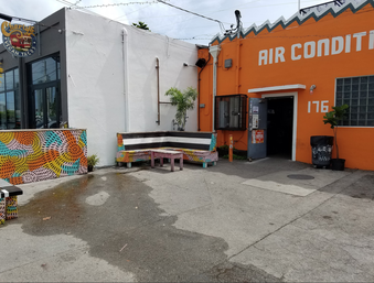Enlarge photo 35