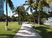 Enlarge photo 18