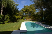Enlarge photo 69