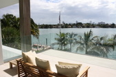 Enlarge photo 77