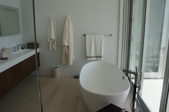 Enlarge photo 83