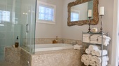 Enlarge photo 33