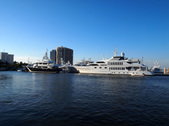 Enlarge photo 72