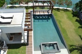 Enlarge photo 19