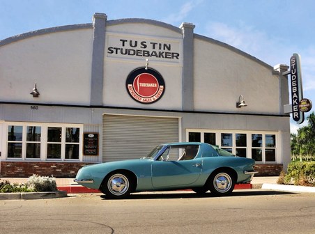 1963 Studebaker Avanti 2-seat Coupe