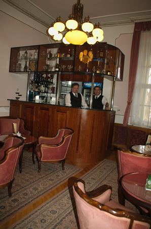 Enlarge photo 19
