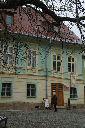 Enlarge photo 41