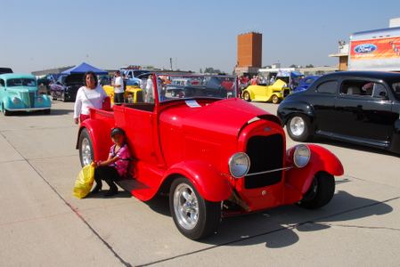 2008 Los Alamitos Show - Overhaulin Cars