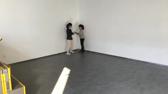 Enlarge MOV 42