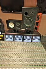 IsoAcousticsPhaseOneStudios