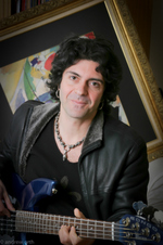 lectrosonicsbassplayerphilsoussan