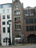 Enlarge photo 65