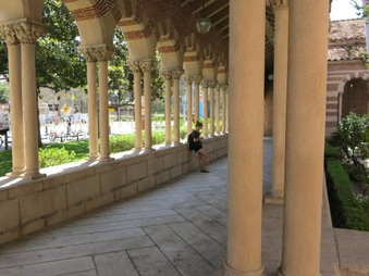 Enlarge photo 9