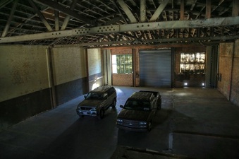 Enlarge photo 19