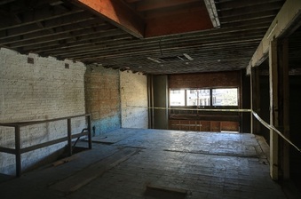 Enlarge photo 32